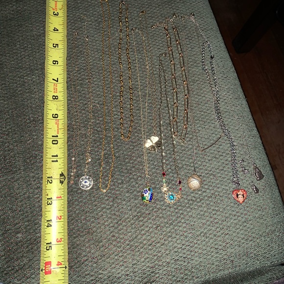 Necklace bundle - Picture 15 of 16